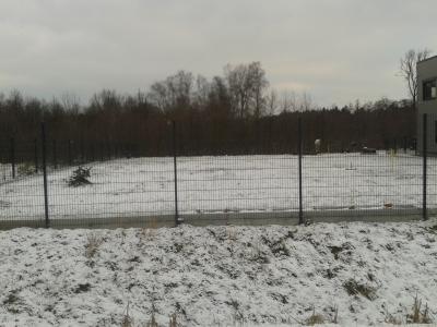 So sieht das Grundstück jetzt noch aus.
<br />
So sieht das Grundstück jetzt noch aus.
<br />